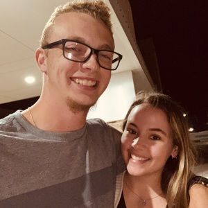 Meet your Posher, Robin